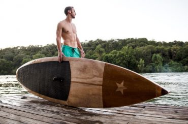 Tablas de madera de lujo para los amantes del Paddle Surf